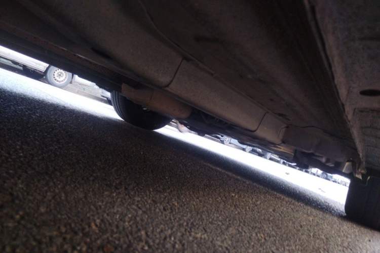 Used Chevrolet Aveo Sonic 2011 Sedan 1.4L Manual Transmission SE Chassis Front Right