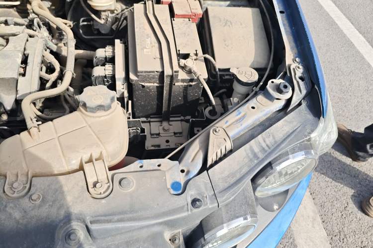 Used Chevrolet Aveo Sonic 2011 Hatchback 1.6L MT SX Engine Bay Left