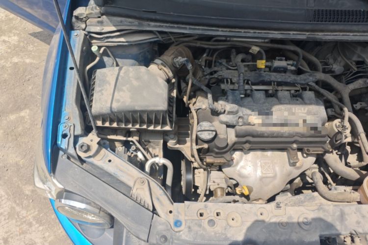 Used Chevrolet Aveo Sonic 2011 Sedan 1.4L MT SL Engine Bay Right