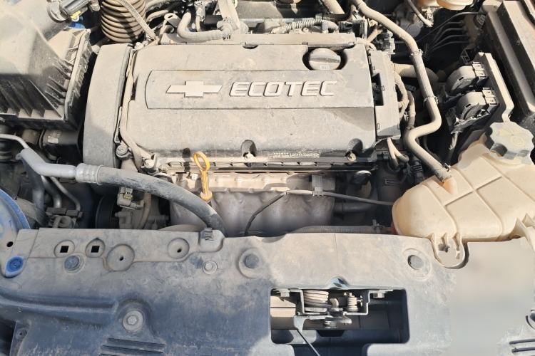 Used Chevrolet Aveo Sonic 2011 Hatchback 1.6L MT SX Engine Bay