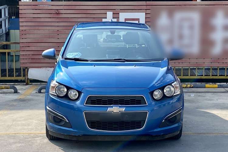 Used Chevrolet Aveo Sonic 2011 Sedan 1.4L Manual Transmission SE Exterior 1