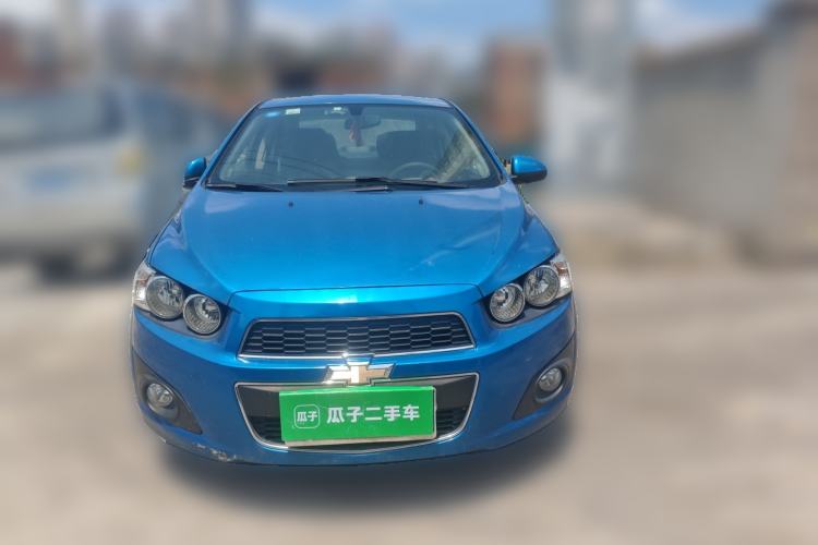 Used Chevrolet Aveo Sonic 2011 Sedan 1.4L MT SL Front
