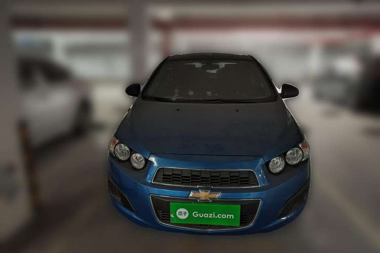 Used Chevrolet Aveo Sonic 2011 Sedan 1.4L MT SL Front