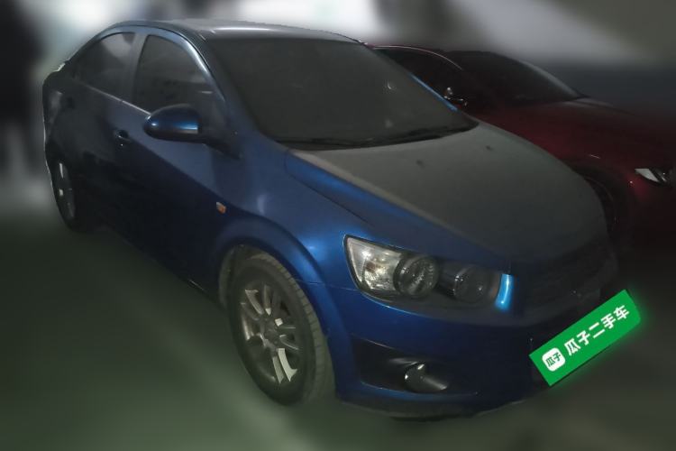 Used Chevrolet Aveo Sonic 2011 Sedan 1.6L Manual Transmission SX Front Right 45 Deg
