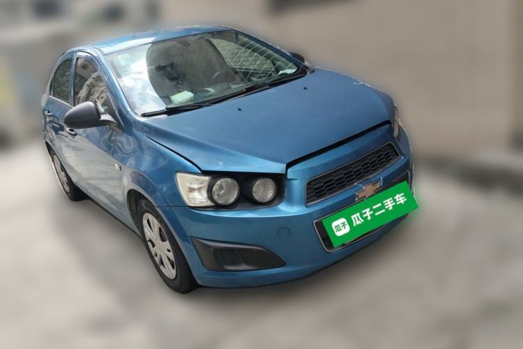 Used Chevrolet Aveo Sonic 2011 Sedan 1.4L MT SL Front Right 45 Deg