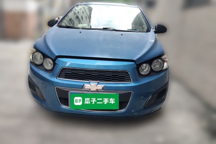 Used Chevrolet Aveo Sonic 2011 Sedan 1.4L MT SL Front