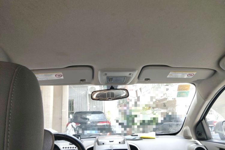Used Chevrolet Aveo Sonic 2011 Sedan 1.4L MT SL Headliner