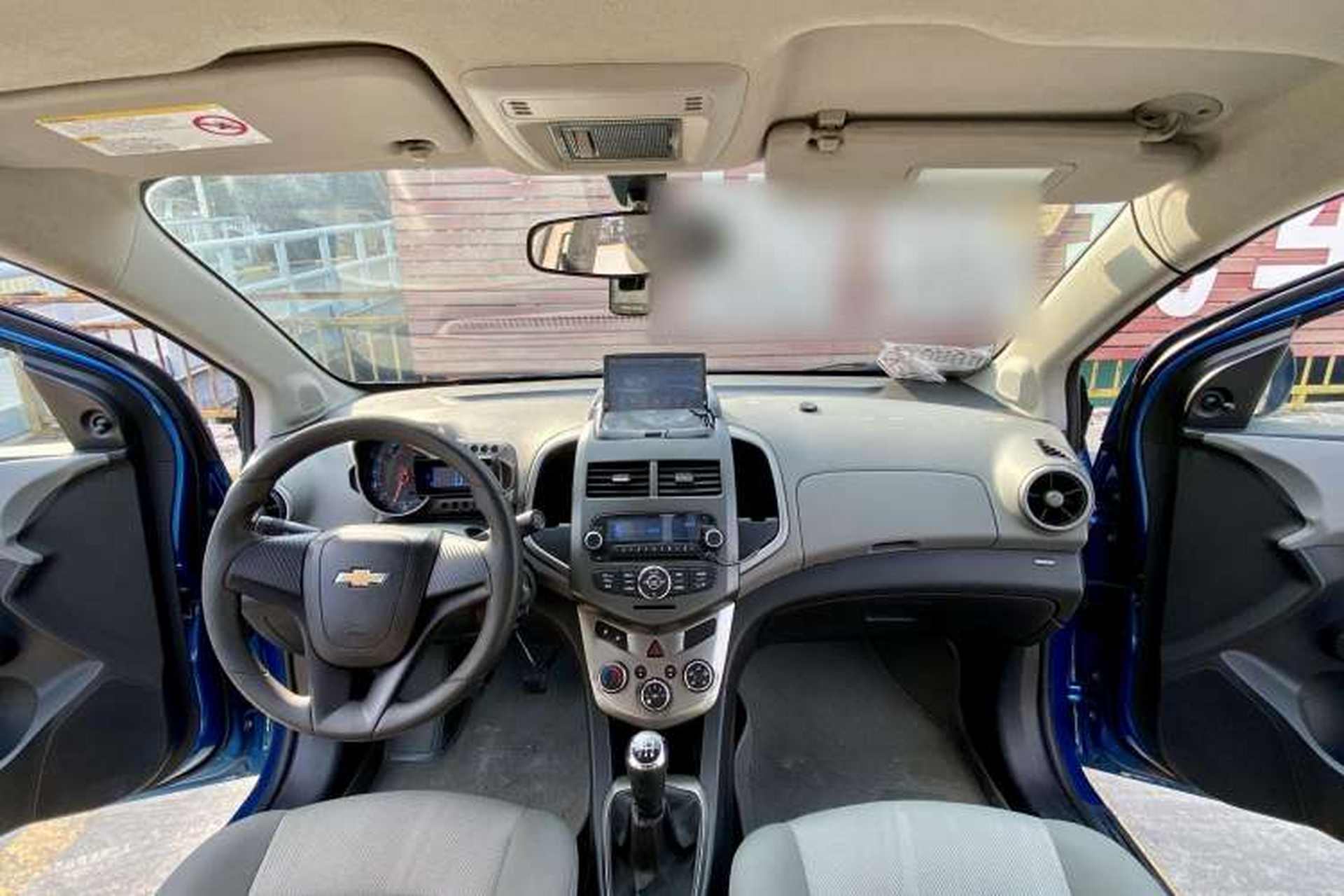 Used Chevrolet Aveo Sonic 2011 Sedan 1.4L Manual Transmission SE Interior 1
