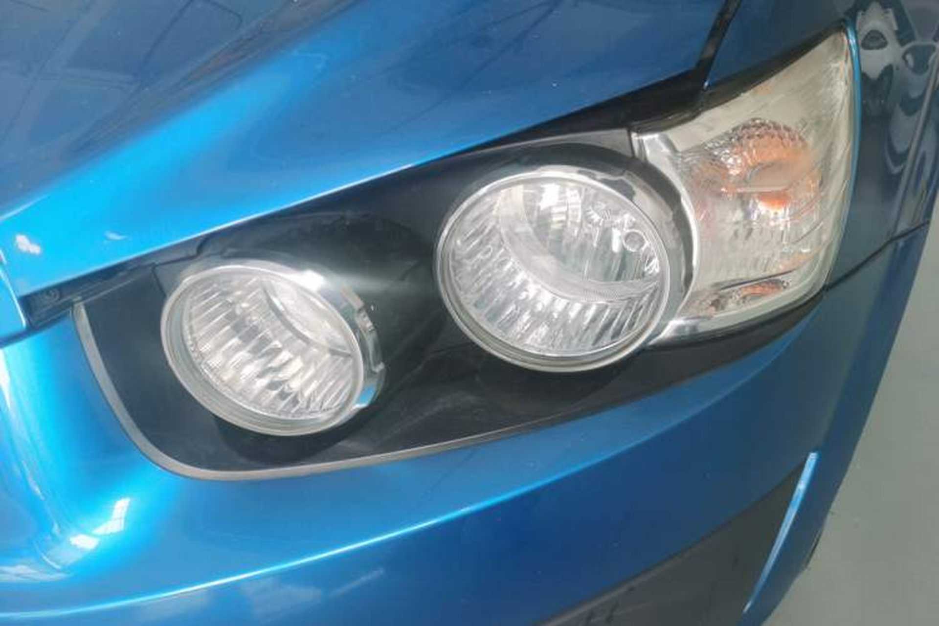 Used Chevrolet Aveo Sonic 2011 Hatchback 1.6L MT SX Left Front Headlight