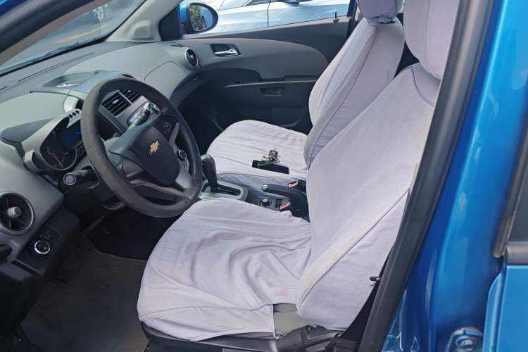 Used Chevrolet Aveo Sonic 2011 Sedan 1.4L Automatic SE Left Front Seat