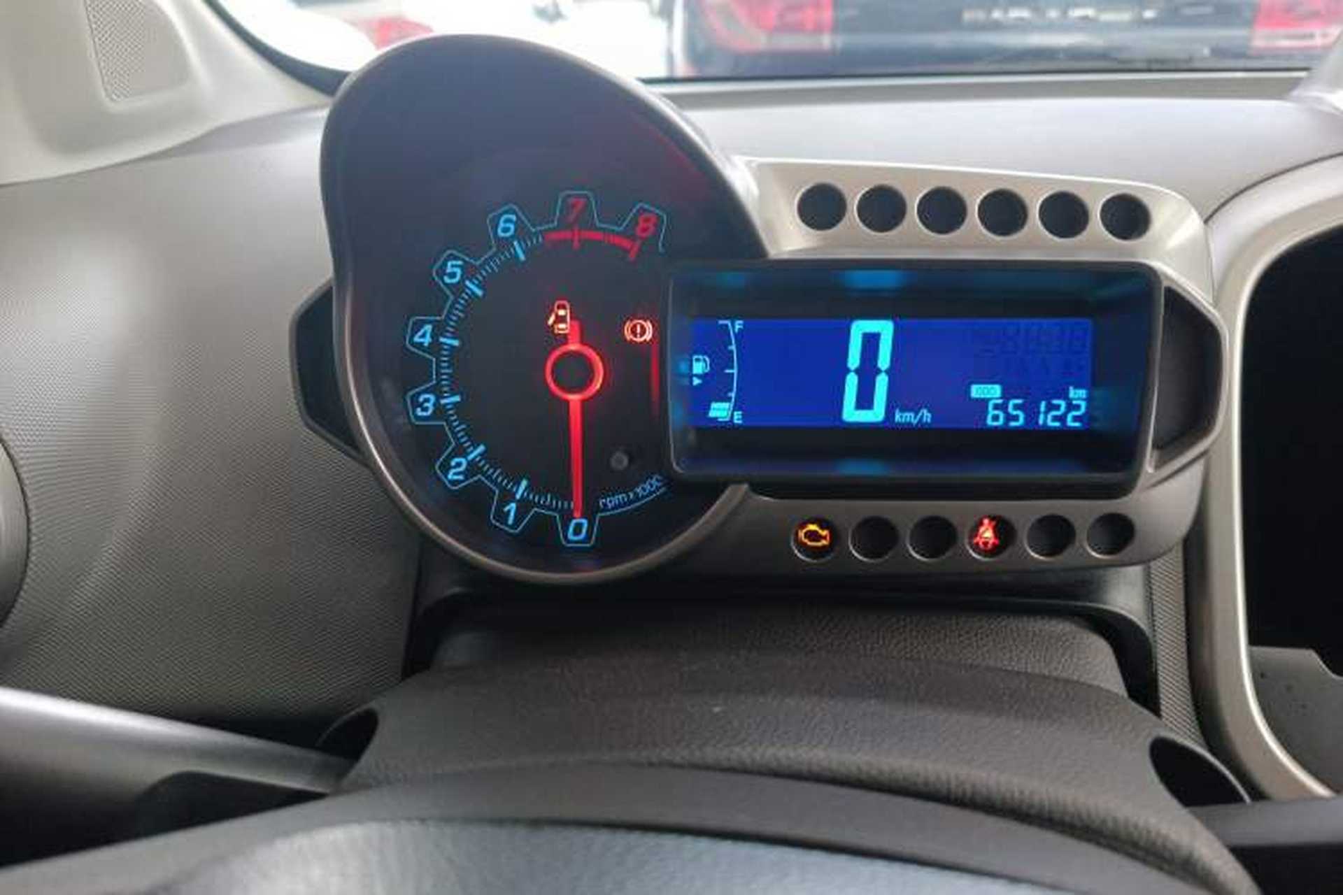 Used Chevrolet Aveo Sonic 2011 Sedan 1.4L Manual Transmission SE Odometer Close Up