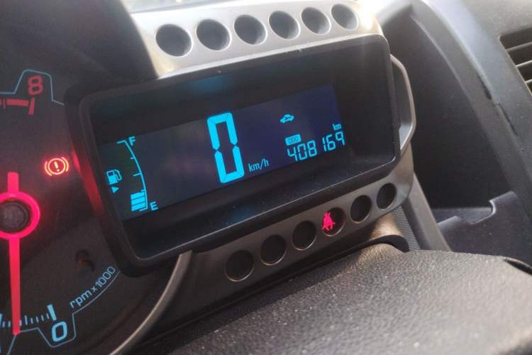 Used Chevrolet Aveo Sonic 2011 Sedan 1.4L Manual Transmission SE Odometer Close Up