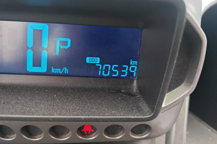 Used Chevrolet Aveo Sonic 2011 Sedan 1.4L Automatic SE Odometer Close Up