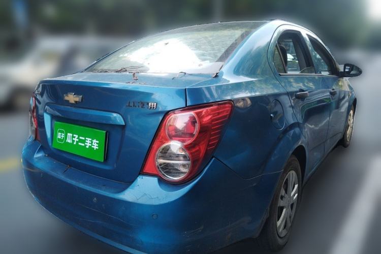 Used Chevrolet Aveo Sonic 2011 Sedan 1.4L Manual Transmission SE Rear Right 45 Deg
