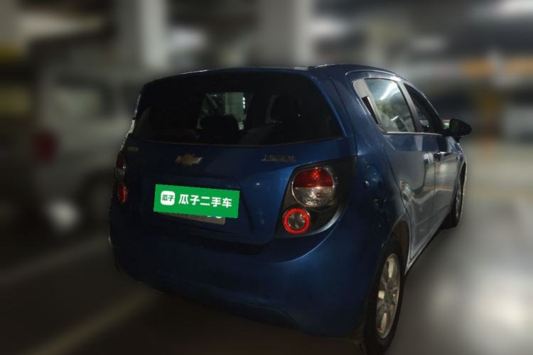 Used Chevrolet Aveo Sonic 2011 Hatchback 1.4L MT SL Rear Right 45 Deg