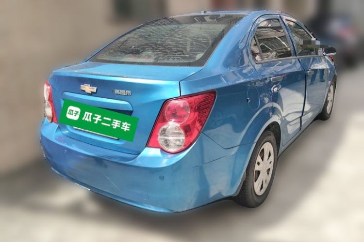 Used Chevrolet Aveo Sonic 2011 Sedan 1.4L MT SL Rear Right 45 Deg
