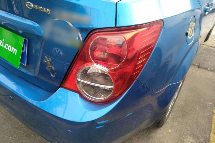 Used Chevrolet Aveo Sonic 2011 Sedan 1.4L Manual Transmission SE Right Rear Taillight