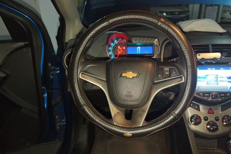 Used Chevrolet Aveo Sonic 2011 Hatchback 1.4L MT SL Steering Wheel