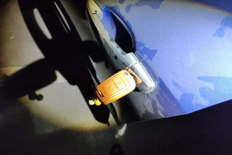 Used Chevrolet Aveo Sonic 2011 Sedan 1.4L MT SL Vehicle Key