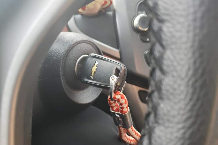 Used Chevrolet Aveo Sonic 2011 Hatchback 1.6L MT SX Vehicle Key