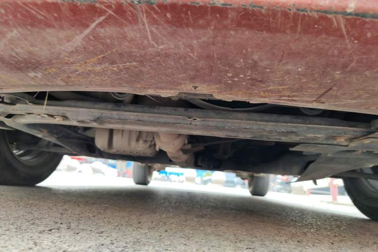 Used Chevrolet Aveo Sonic 2011 Sedan 1.4L MT SL Chassis Front