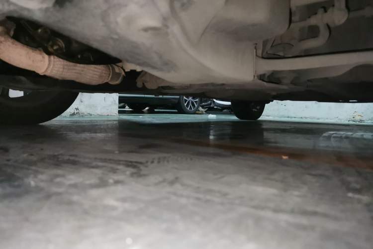 Used Chevrolet Aveo Sonic 2011 Hatchback 1.6L MT SX Chassis Front Left