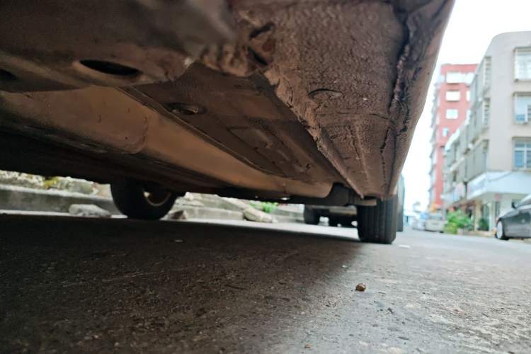 Used Chevrolet Aveo Sonic 2011 Sedan 1.4L Manual Transmission SE Chassis Front Left