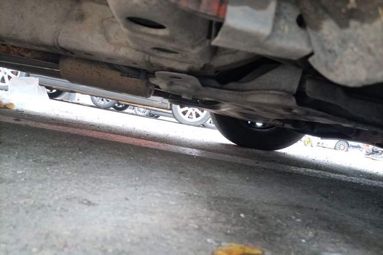 Used Chevrolet Aveo Sonic 2011 Sedan 1.4L MT SL Chassis Front Right