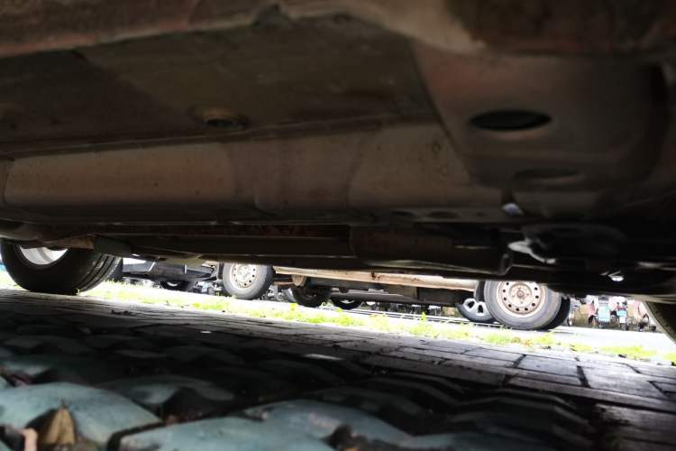 Used Chevrolet Aveo Sonic 2011 Sedan 1.4L Manual Transmission SE Chassis Front Right