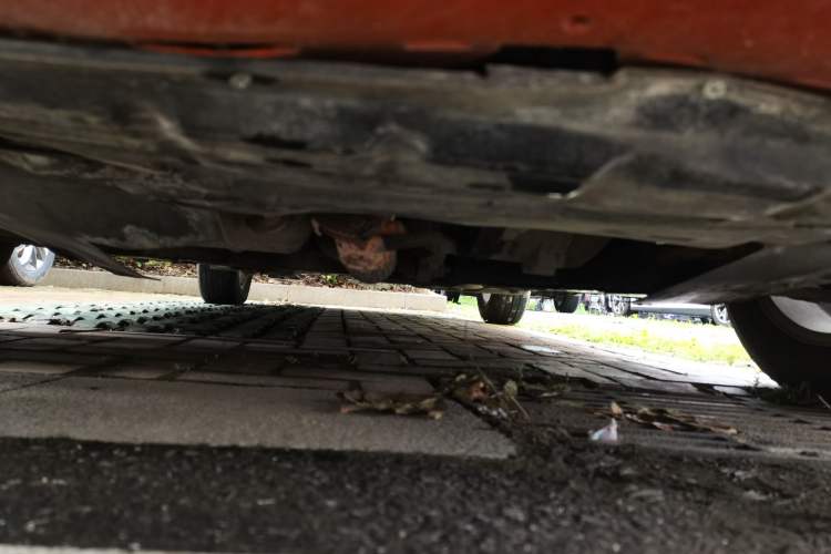 Used Chevrolet Aveo Sonic 2011 Sedan 1.4L Manual Transmission SE Chassis Front