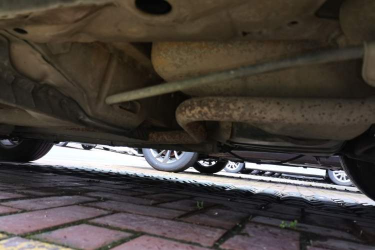 Used Chevrolet Aveo Sonic 2011 Sedan 1.4L Manual Transmission SE Chassis Rear Left
