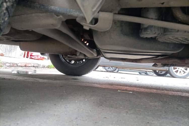 Used Chevrolet Aveo Sonic 2011 Sedan 1.4L MT SL Chassis Rear Right