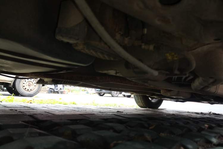 Used Chevrolet Aveo Sonic 2011 Sedan 1.4L Manual Transmission SE Chassis Rear Right