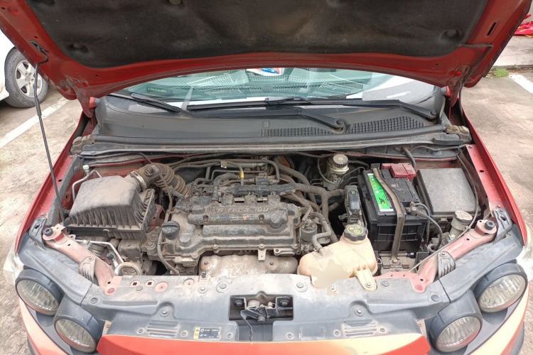 Used Chevrolet Aveo Sonic 2011 Sedan 1.4L MT SL Engine Bay