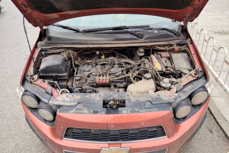 Used Chevrolet Aveo Sonic 2011 Sedan 1.4L MT SL Engine Bay