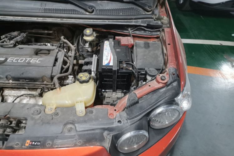 Used Chevrolet Aveo Sonic 2011 Hatchback 1.6L MT SX Engine Bay Left