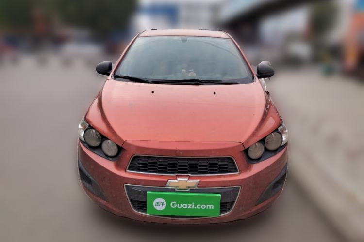 Used Chevrolet Aveo Sonic 2011 Sedan 1.4L MT SL Front
