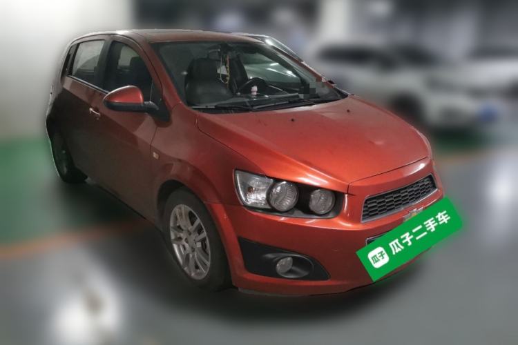 Used Chevrolet Aveo Sonic 2011 Hatchback 1.6L MT SX Front Right 45 Deg
