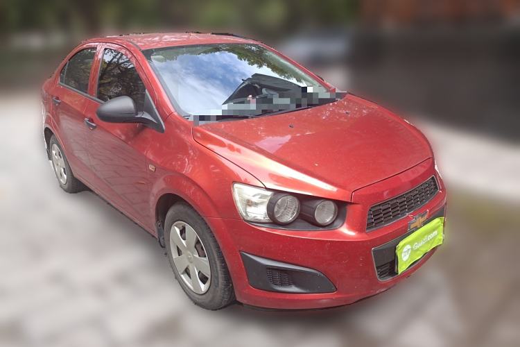 Used Chevrolet Aveo Sonic 2011 Sedan 1.4L MT SL Front Right 45 Deg