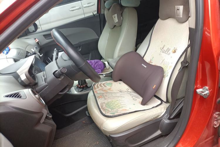 Used Chevrolet Aveo Sonic 2011 Sedan 1.4L MT SL Left Front Seat
