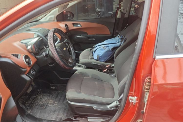 Used Chevrolet Aveo Sonic 2011 Sedan 1.6L Automatic SX Left Front Seat