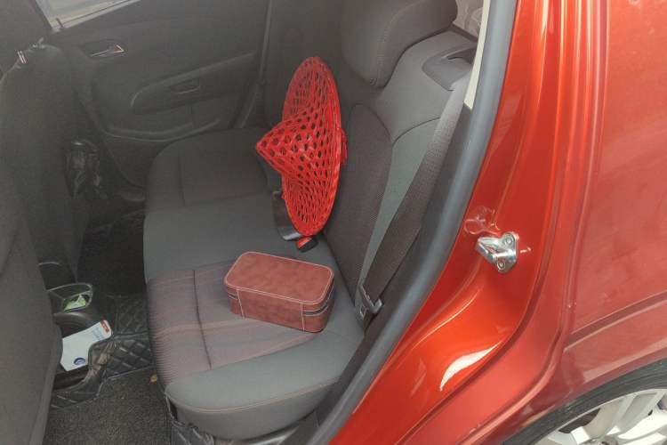 Used Chevrolet Aveo Sonic 2011 Hatchback 1.6L AT SX Left Rear Seat