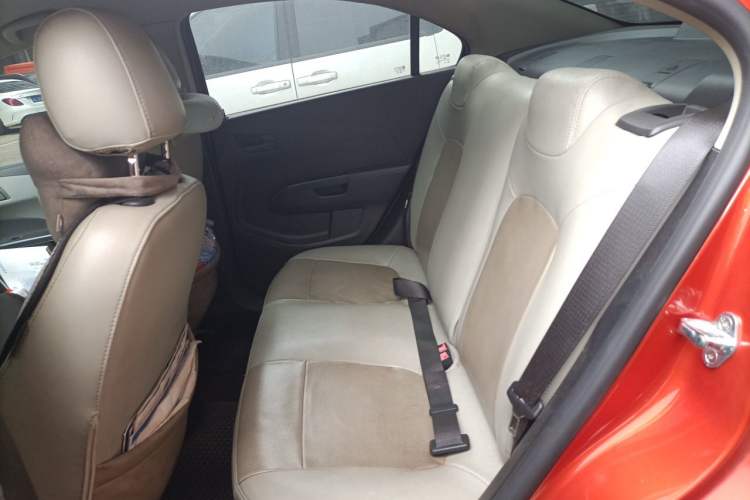 Used Chevrolet Aveo Sonic 2011 Sedan 1.4L MT SL Left Rear Seat