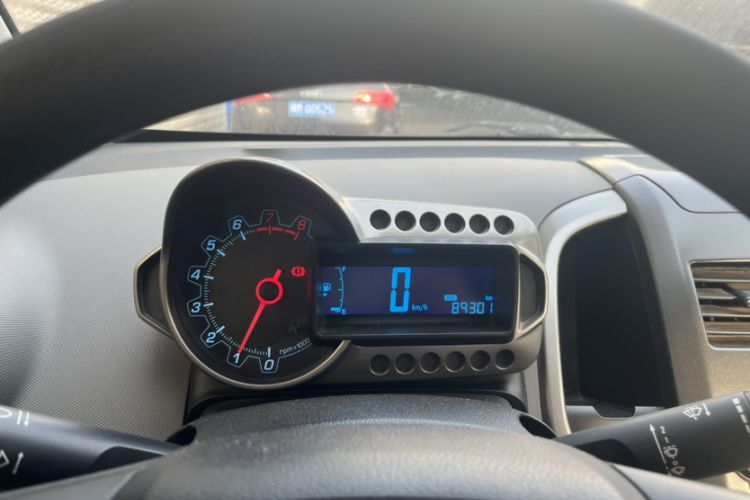 Used Chevrolet Aveo Sonic 2011 Sedan 1.4L Manual Transmission SE Odometer Close Up