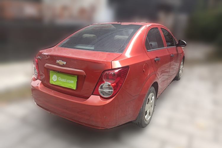 Used Chevrolet Aveo Sonic 2011 Sedan 1.4L MT SL Rear Right 45 Deg