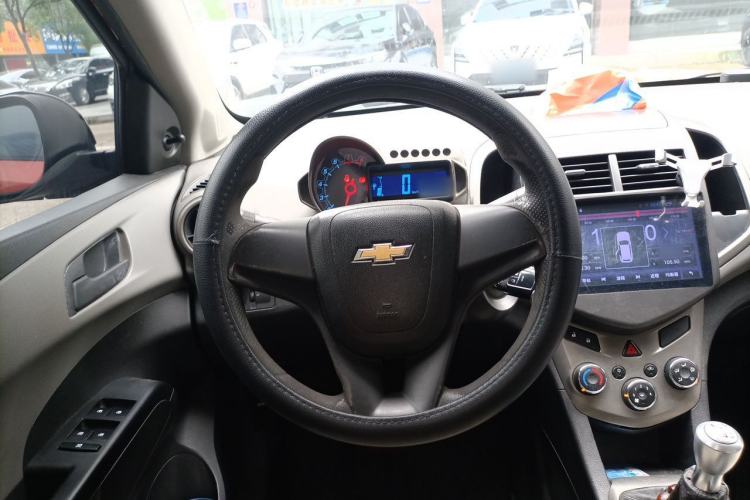 Used Chevrolet Aveo Sonic 2011 Sedan 1.4L MT SL Steering Wheel