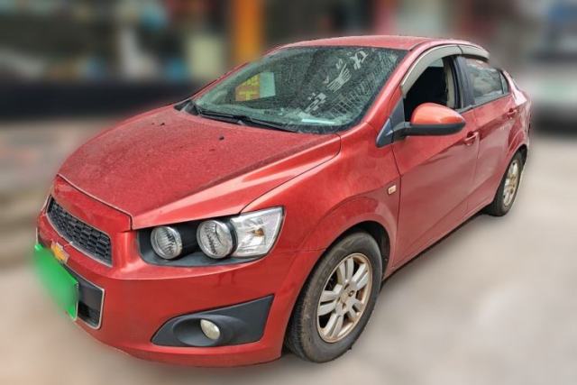 Used Chevrolet Aveo Sonic 2011 Sedan 1.4L Manual Transmission SE