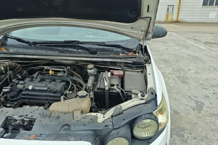 Used Chevrolet Aveo Sonic 2011 Hatchback 1.4L MT SL Engine Bay Left