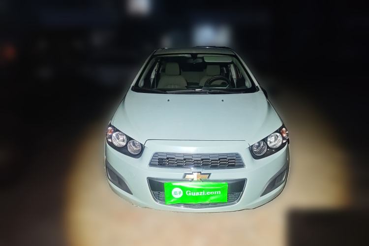 Used Chevrolet Aveo Sonic 2011 Sedan 1.4L MT SL Front