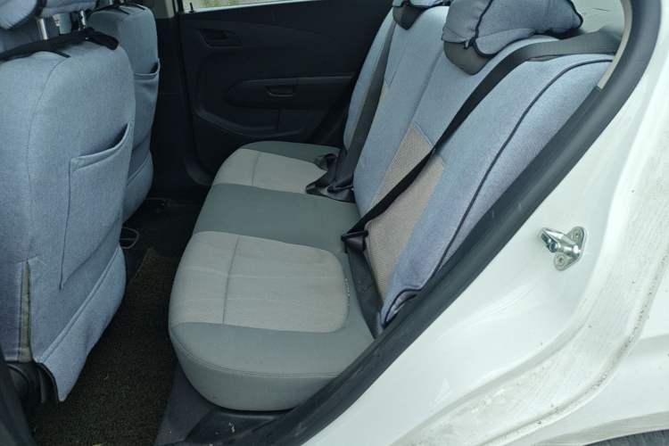 Used Chevrolet Aveo Sonic 2011 Hatchback 1.4L MT SL Left Rear Seat